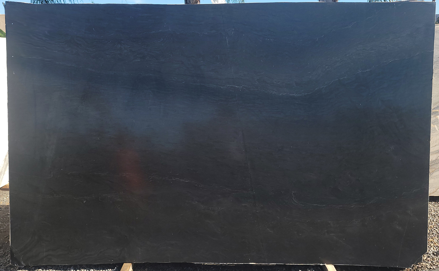 Omega Black Quartizite